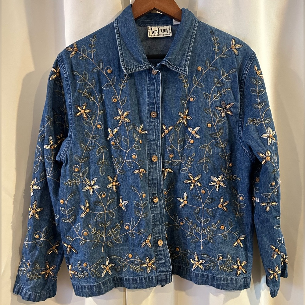 Tantrum Blues Women's Size Small Floral Embroidered Beaded Denim Shirt Vintage